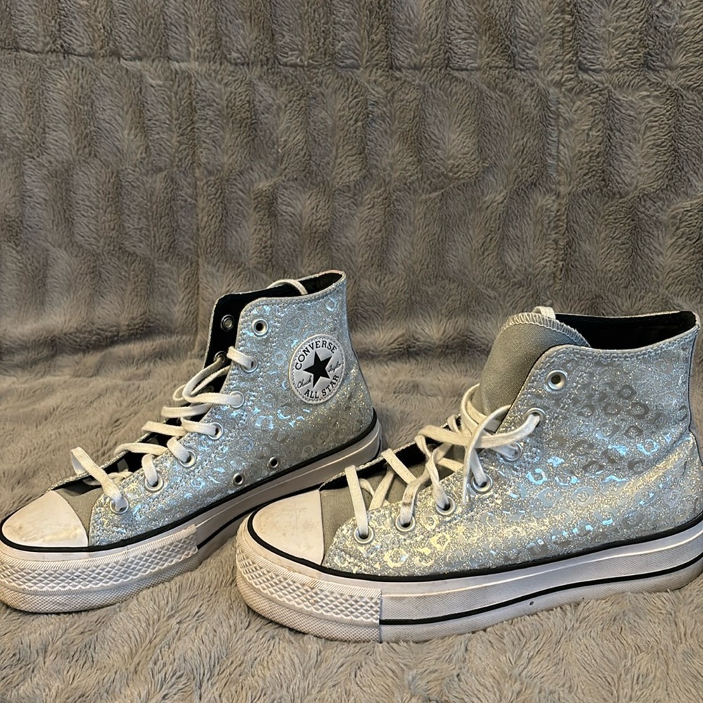 Glitter converse!